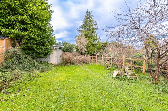 15 Drummartin Park, Goatstown, Dublin 14