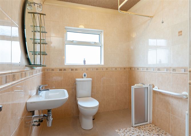 Villa Hamburg, 36 Rossa Avenue, Bishopstown, Cork