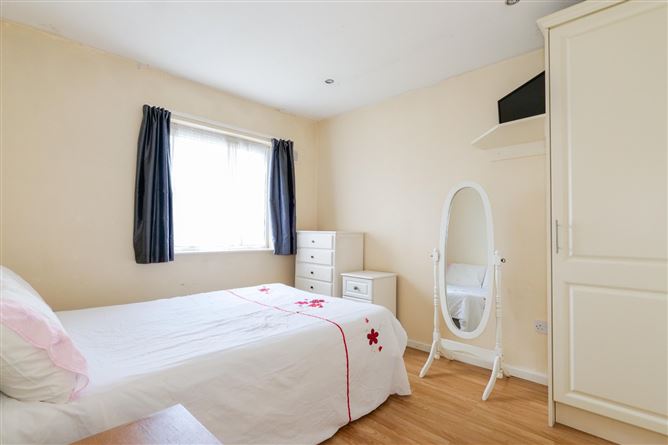 34 Moyola Park, Newcastle, Galway