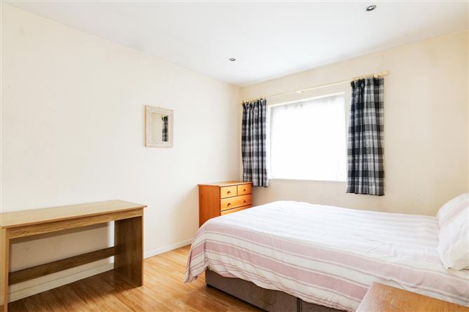 34 Moyola Park, Newcastle, Galway
