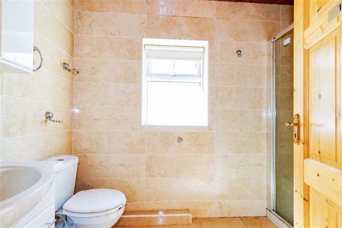34 Moyola Park, Newcastle, Galway