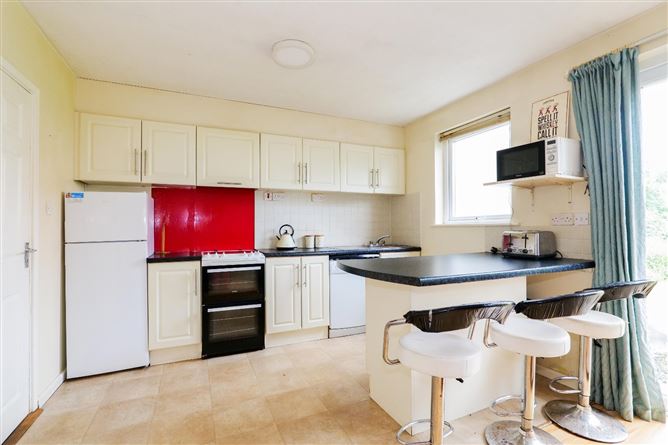 34 Moyola Park, Newcastle, Galway
