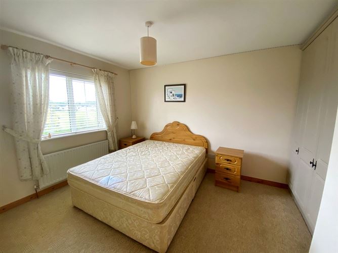 3 Lawnsdale, Ballybofey, Co. Donegal