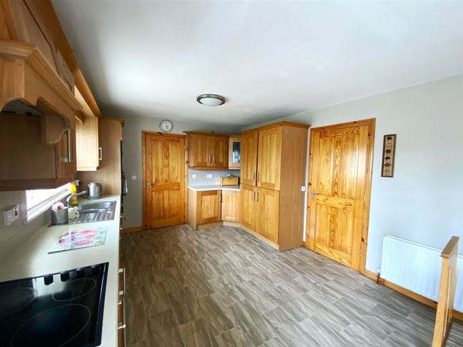 3 Lawnsdale, Ballybofey, Co. Donegal