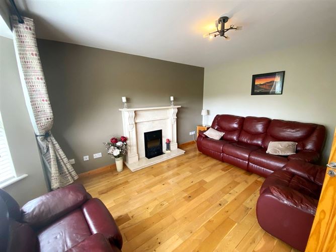 3 Lawnsdale, Ballybofey, Co. Donegal
