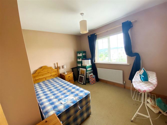 3 Lawnsdale, Ballybofey, Co. Donegal