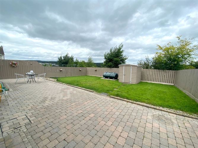 3 Lawnsdale, Ballybofey, Co. Donegal