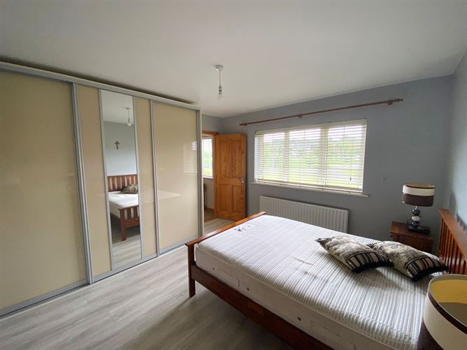 3 Lawnsdale, Ballybofey, Co. Donegal