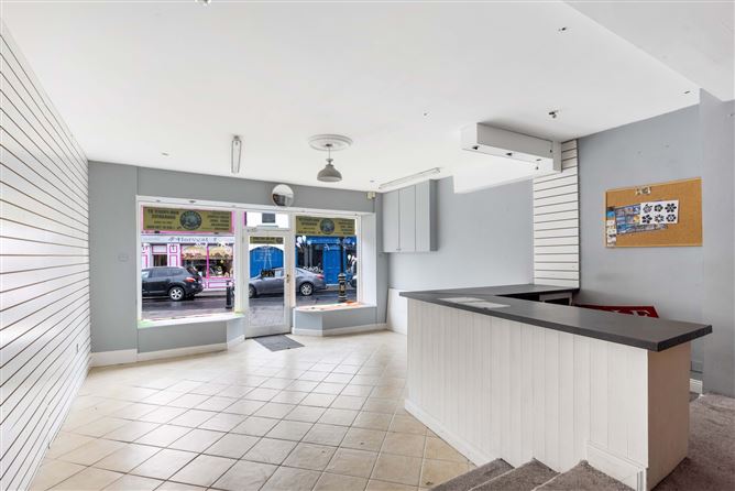 77 Main Street, Cavan