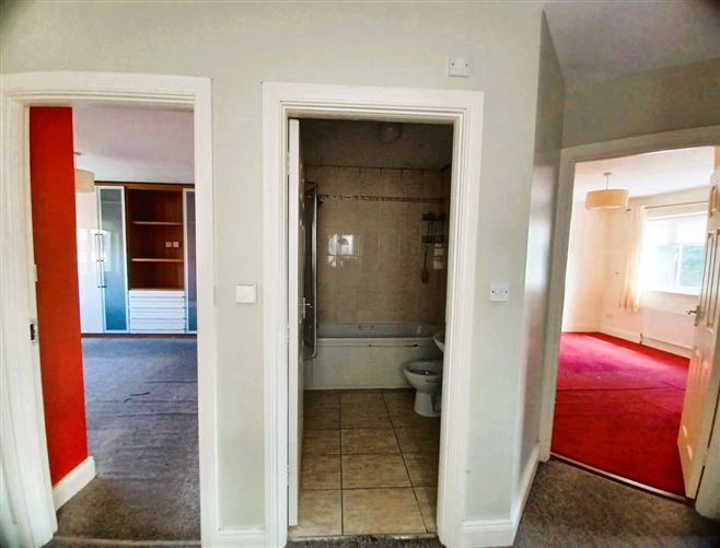 27 Castlemartin Close, Eastham Road, Bettystown, Co. Meath 