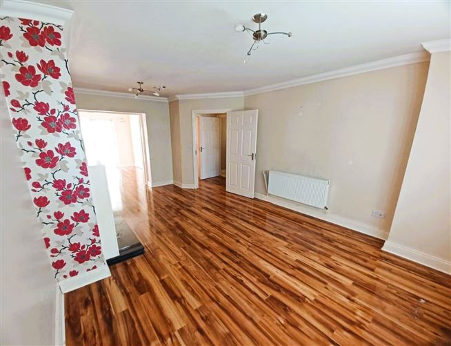 27 Castlemartin Close, Eastham Road, Bettystown, Co. Meath 