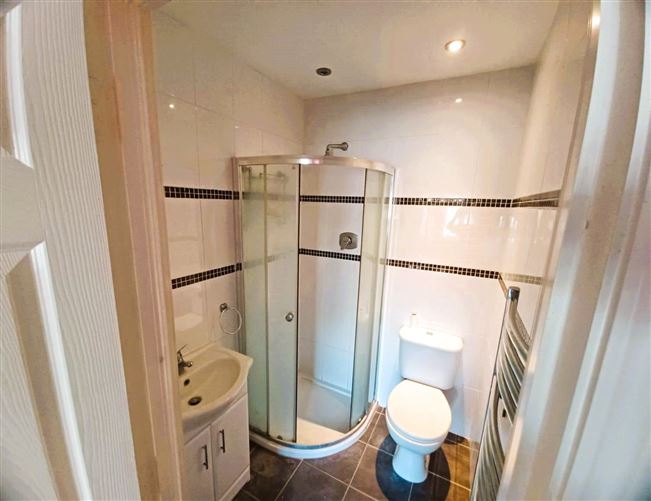 27 Castlemartin Close, Eastham Road, Bettystown, Co. Meath 