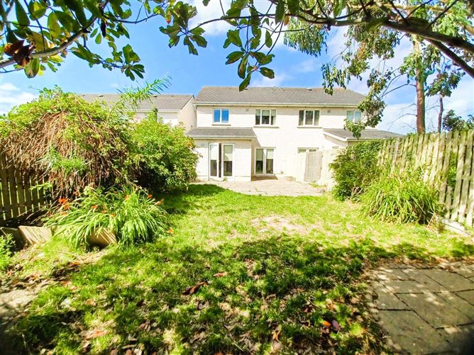 27 Castlemartin Close, Eastham Road, Bettystown, Co. Meath 