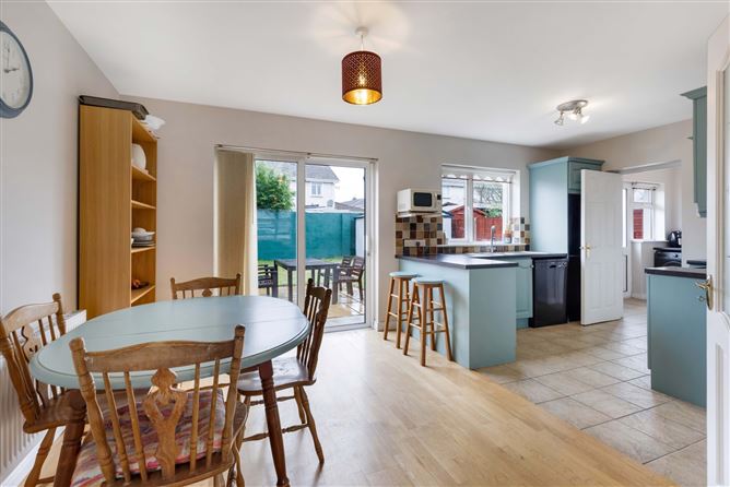 61 Canterbrook, Trim Road, Navan, Co. Meath