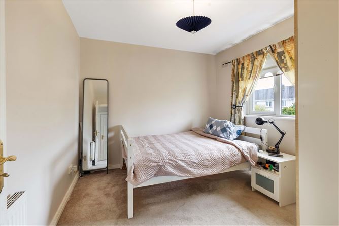 61 Canterbrook, Trim Road, Navan, Co. Meath