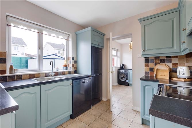 61 Canterbrook, Trim Road, Navan, Co. Meath