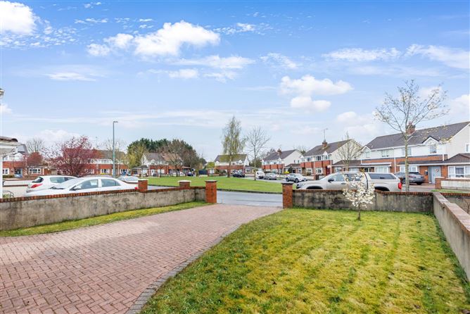 61 Canterbrook, Trim Road, Navan, Co. Meath