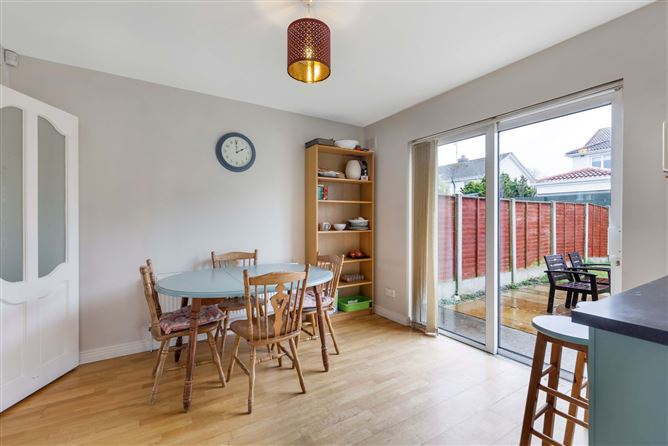 61 Canterbrook, Trim Road, Navan, Co. Meath