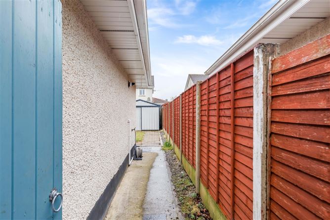 61 Canterbrook, Trim Road, Navan, Co. Meath