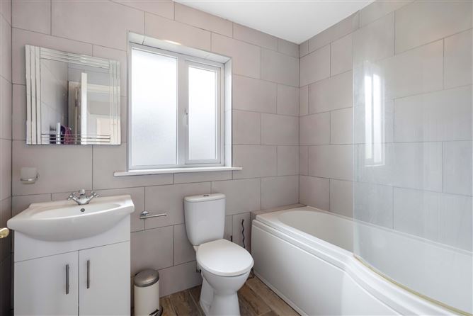 61 Canterbrook, Trim Road, Navan, Co. Meath