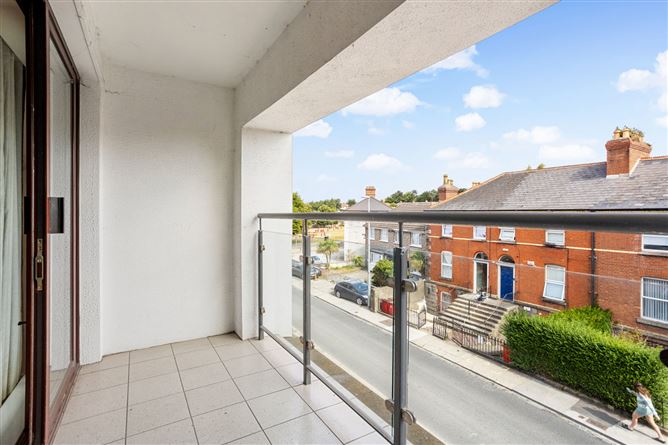 Photo 11 of 23 — 8 Riverwood, Richmond Road, Dublin 3, Co. Dublin