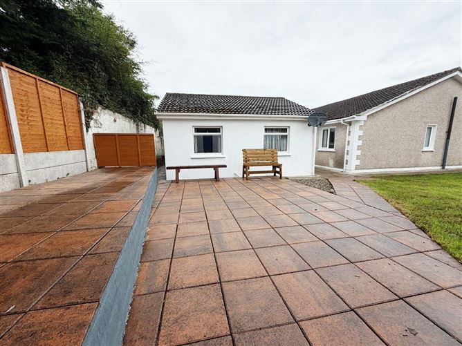 Photo 19 of 23 — 129 Waterville Crescent , Dundalk, Louth