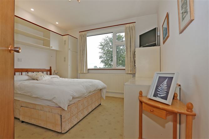 Photo 25 of 42 — 43 Castletroy Heights, Golf Links Road, Castletroy, Limerick