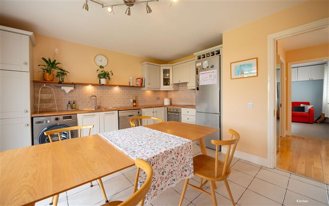 Photo 11 of 31 — 23 Annfield Court, Castleknock, Dublin