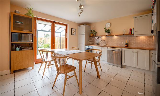 Photo 10 of 31 — 23 Annfield Court, Castleknock, Dublin
