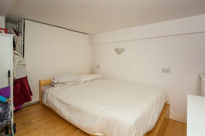 No.2, 33 Mountjoy Square, Dublin 1