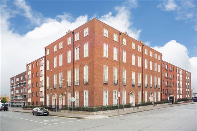 No.2, 33 Mountjoy Square, Dublin 1