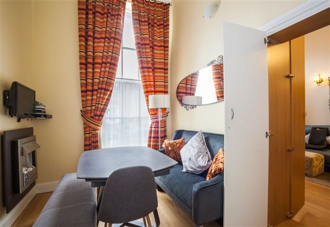 No.2, 33 Mountjoy Square, Dublin 1