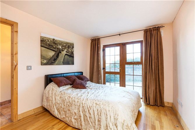 19 Grove Lawn, Malahide, Co. Dublin