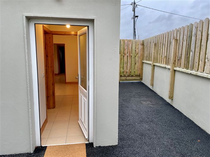 20 St Kevin's Terrace, Church Road, Castlerea, Co. Roscommon