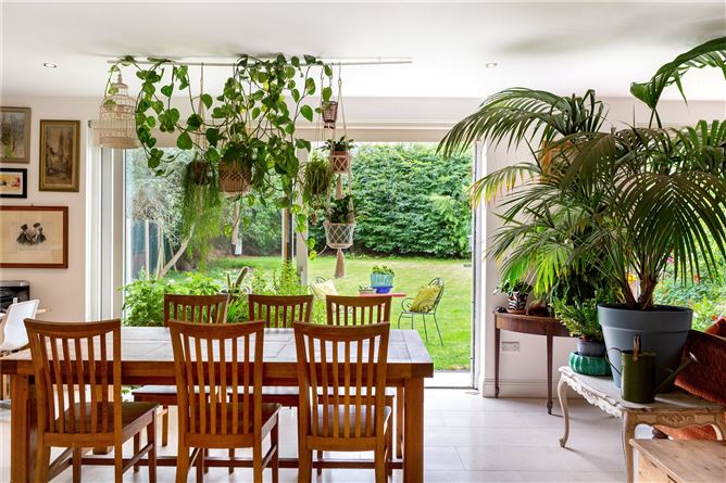 18 Abbey Park, Monkstown, Blackrock, Co. Dublin