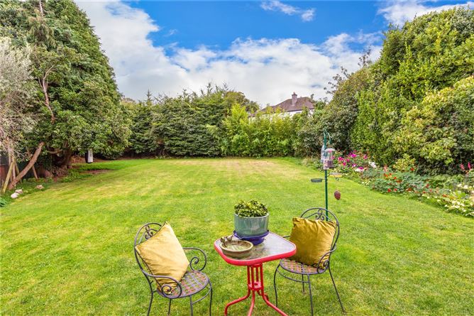 18 Abbey Park, Monkstown, Blackrock, Co. Dublin