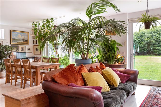 18 Abbey Park, Monkstown, Blackrock, Co. Dublin