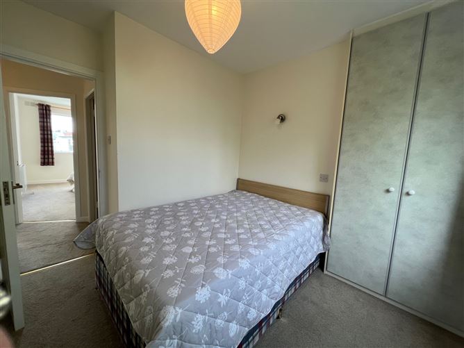 10 Albert Court, Sandycove Road , Dublin South County, Dublin