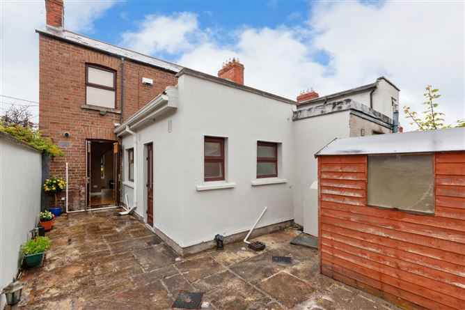 1 St Malachys Road, Botanic Avenue, Glasnevin, Dublin 9
