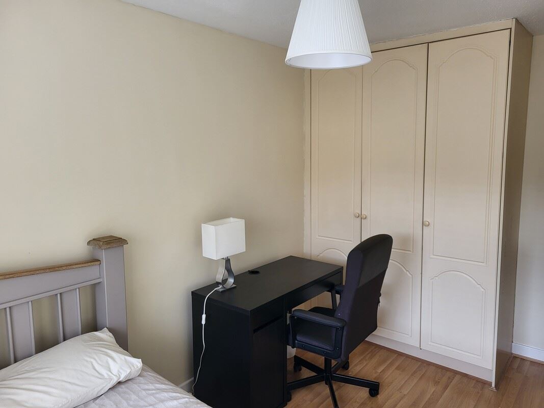 Double room 5min to train, village, Donabate, Co. Dublin