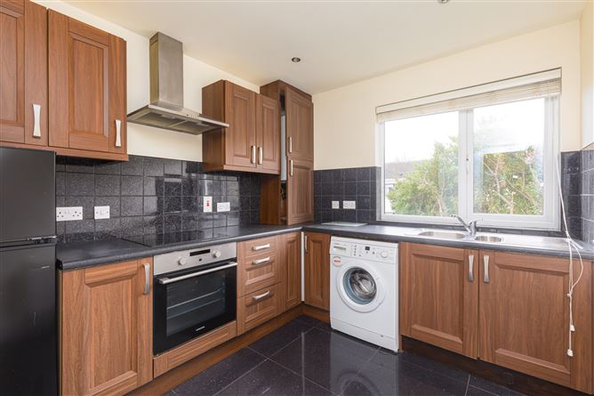 13 Raheen Park, Tallaght,   Dublin 24