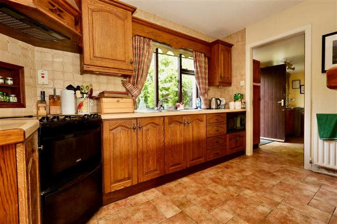 Photo 10 of 38 — 17 The Beeches, Coosan Road, Athlone