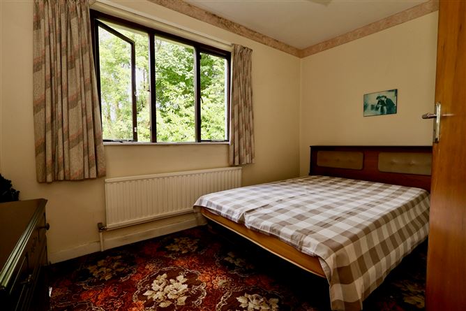 Photo 16 of 38 — 17 The Beeches, Coosan Road, Athlone