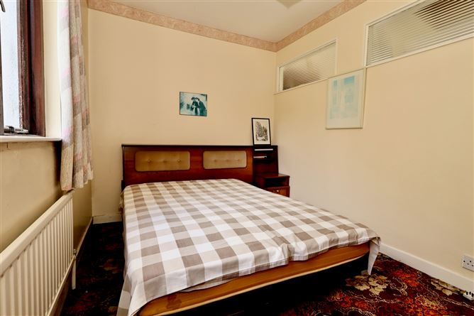 Photo 15 of 38 — 17 The Beeches, Coosan Road, Athlone