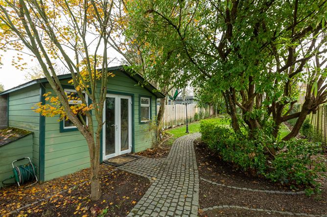 49 Roselawn Road, Castleknock, Dublin 15