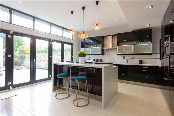 49 Roselawn Road, Castleknock, Dublin 15