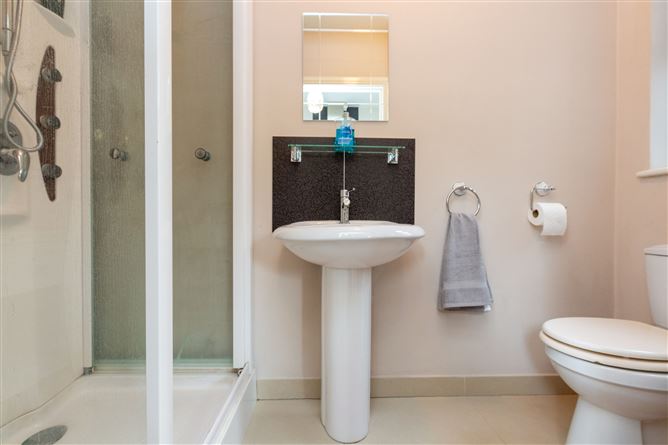 49 Roselawn Road, Castleknock, Dublin 15