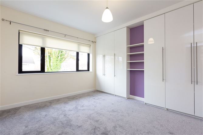 49 Roselawn Road, Castleknock, Dublin 15