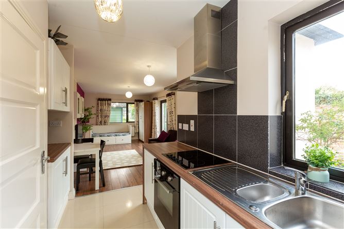 49 Roselawn Road, Castleknock, Dublin 15