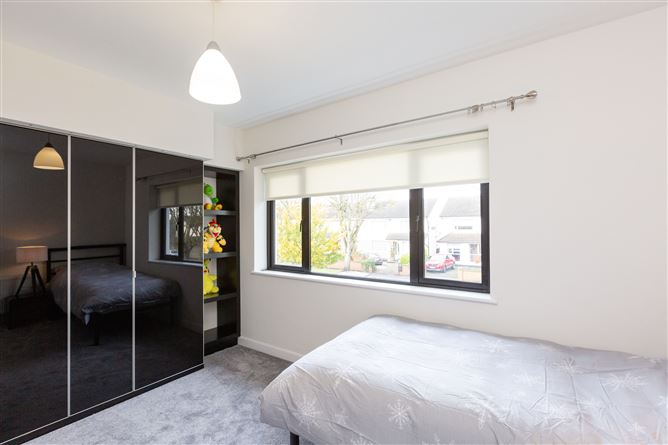 49 Roselawn Road, Castleknock, Dublin 15